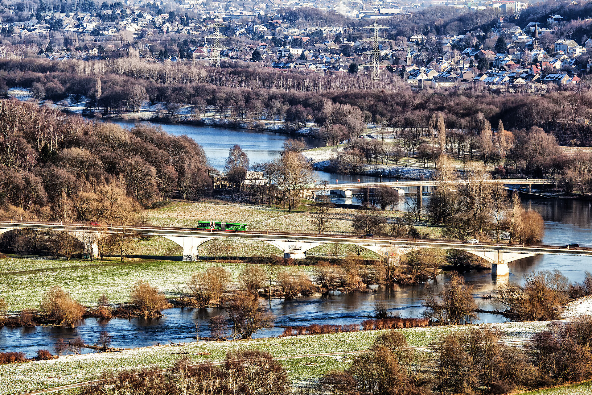 Herbstliche Landschaft mit Ruhr