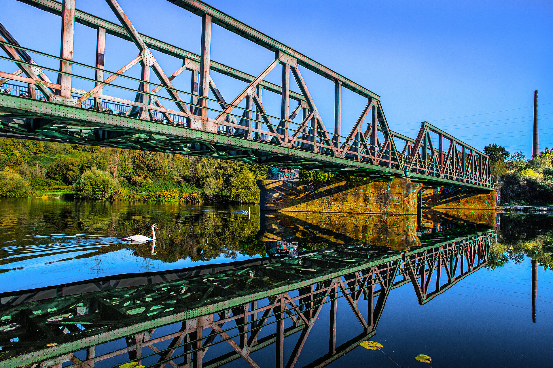 Brücke über Fluss