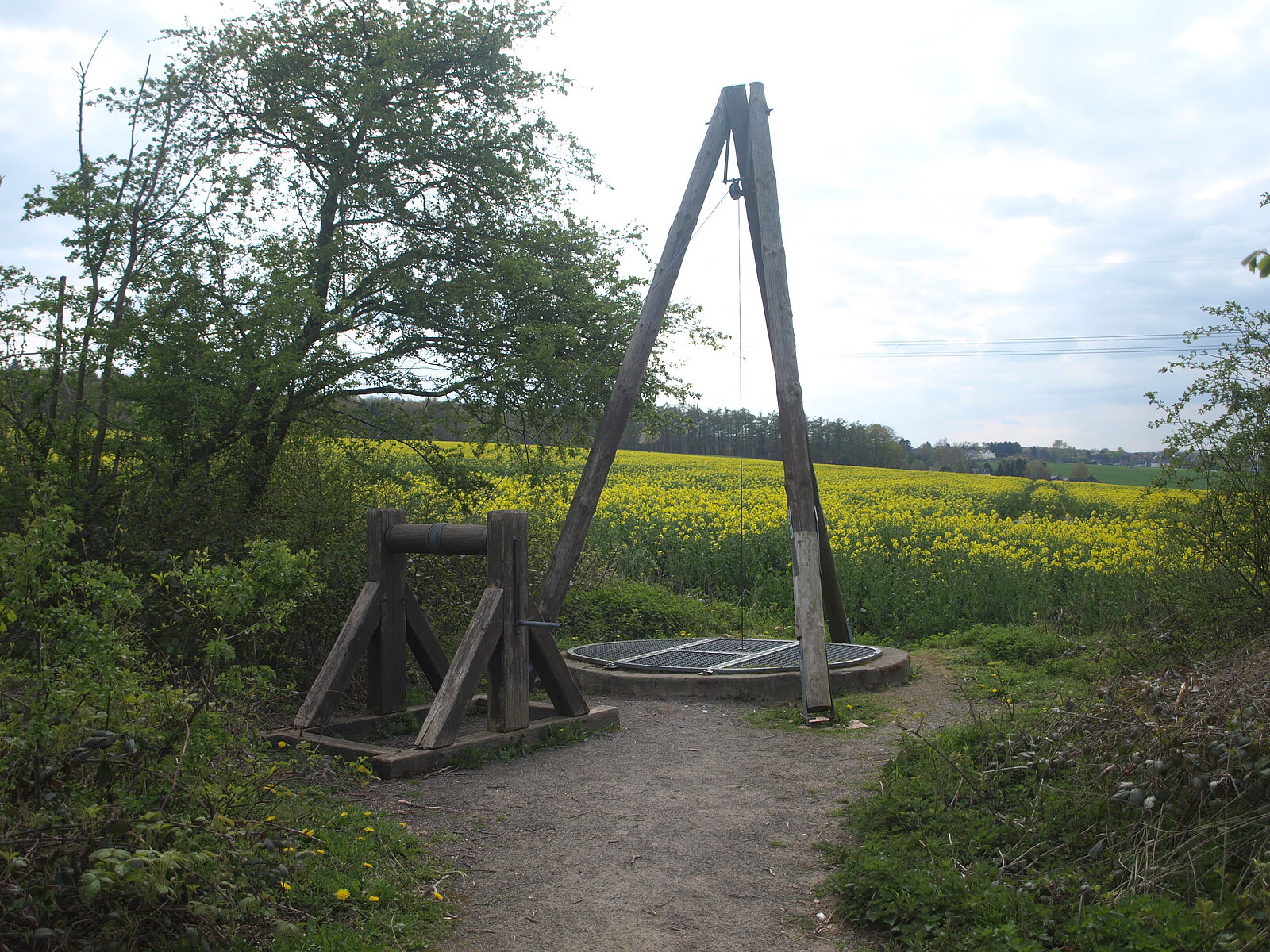 Fördergerüst aus Holz