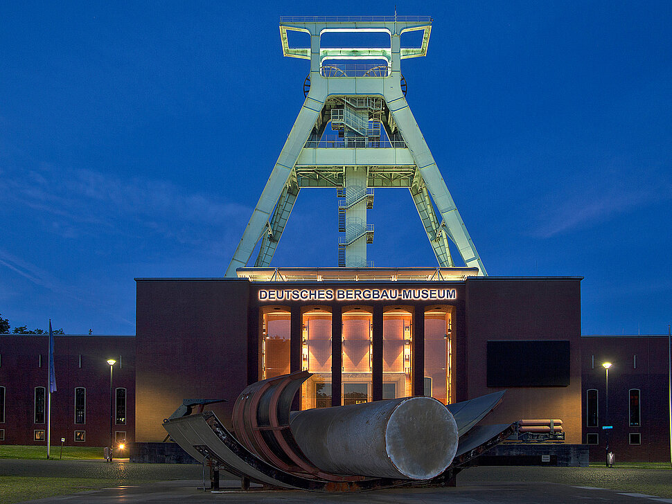 Museumsgebäude mit Fördergerüst