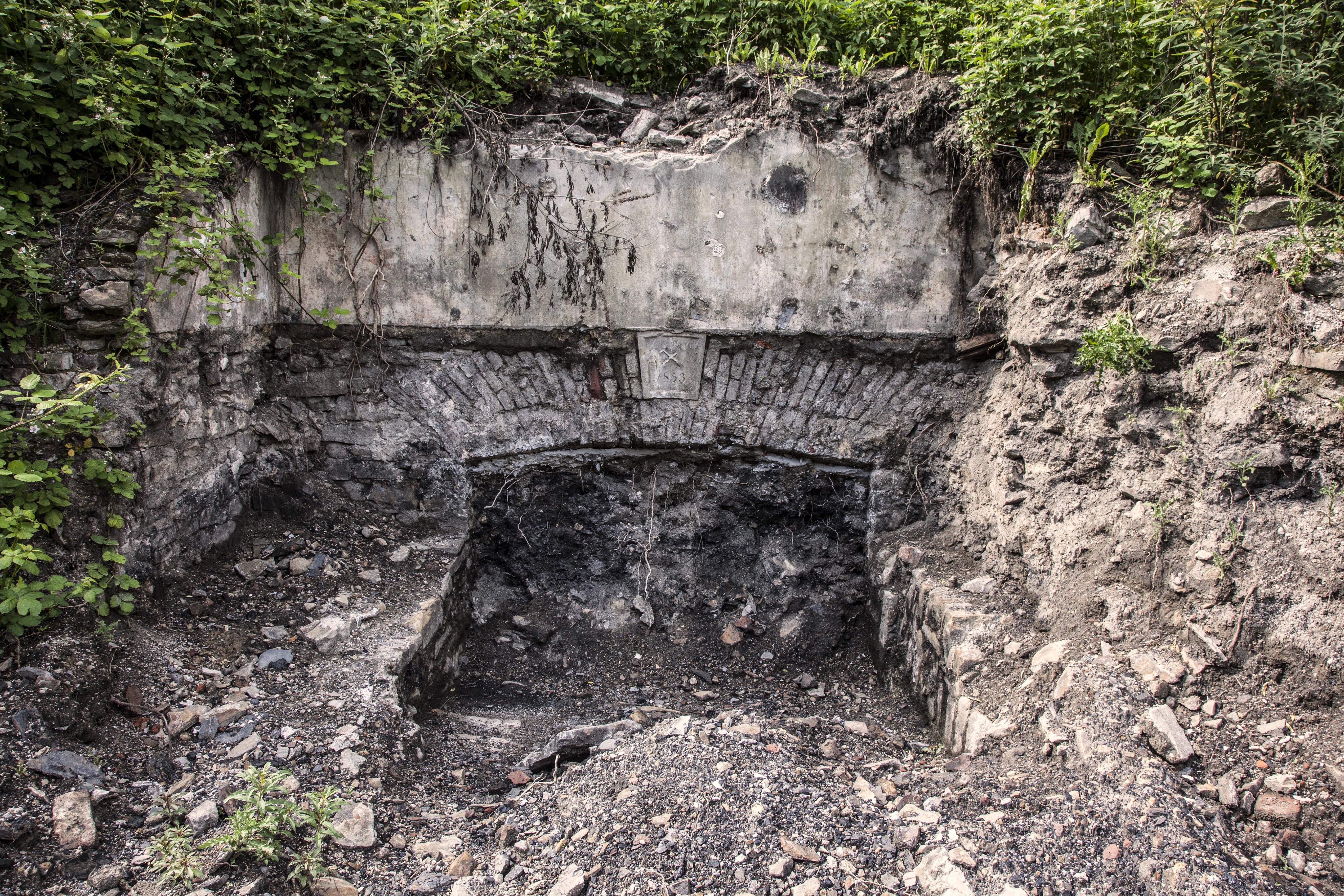 Verfülltes Stollenmundloch