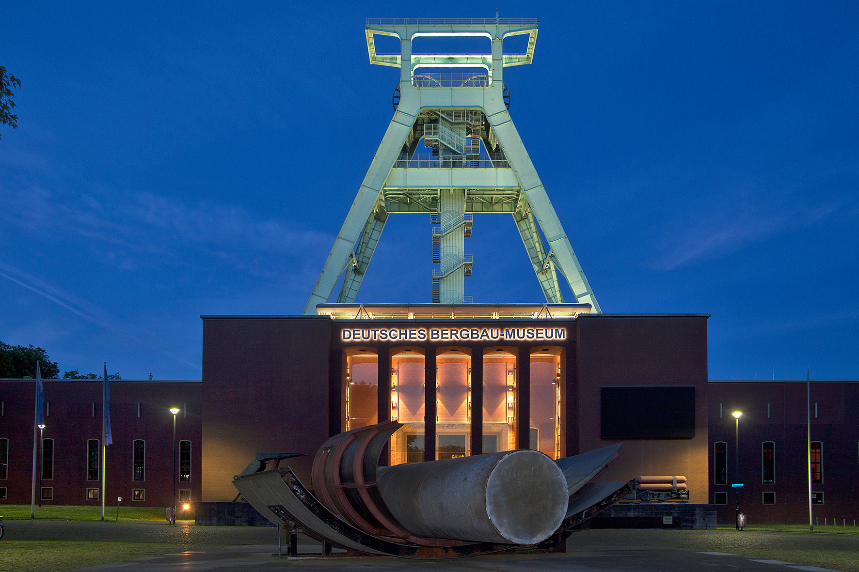Museumsgebäude mit Fördergerüst