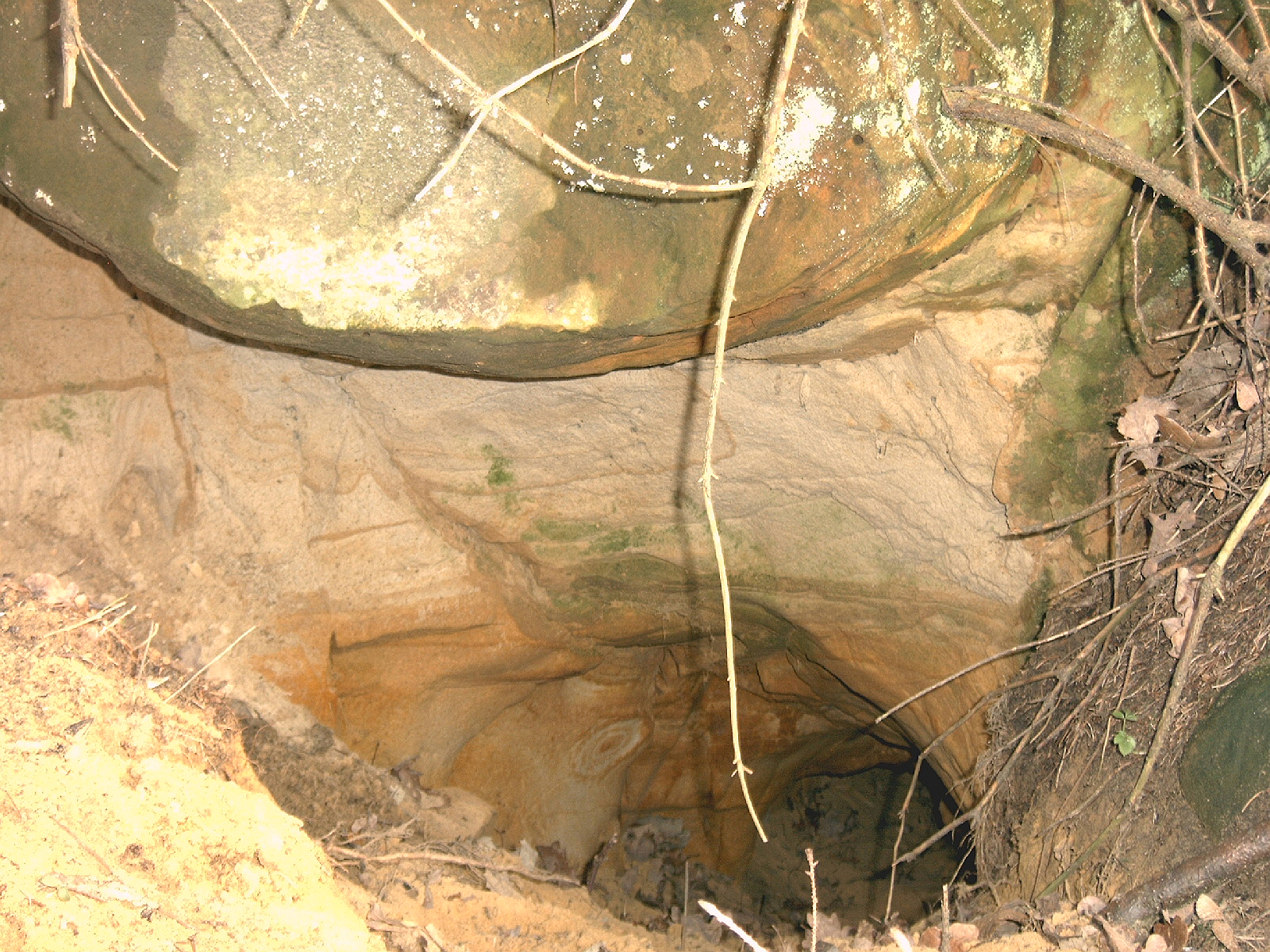 Gelb-Rötliche Gesteine